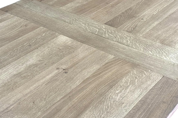 Masa extensibila FLUTURE - pe stoc de vanzare