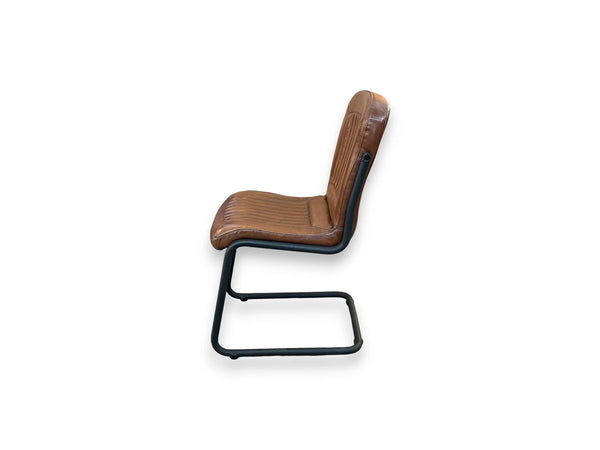 Scaun Tim – disponibil pe stoc