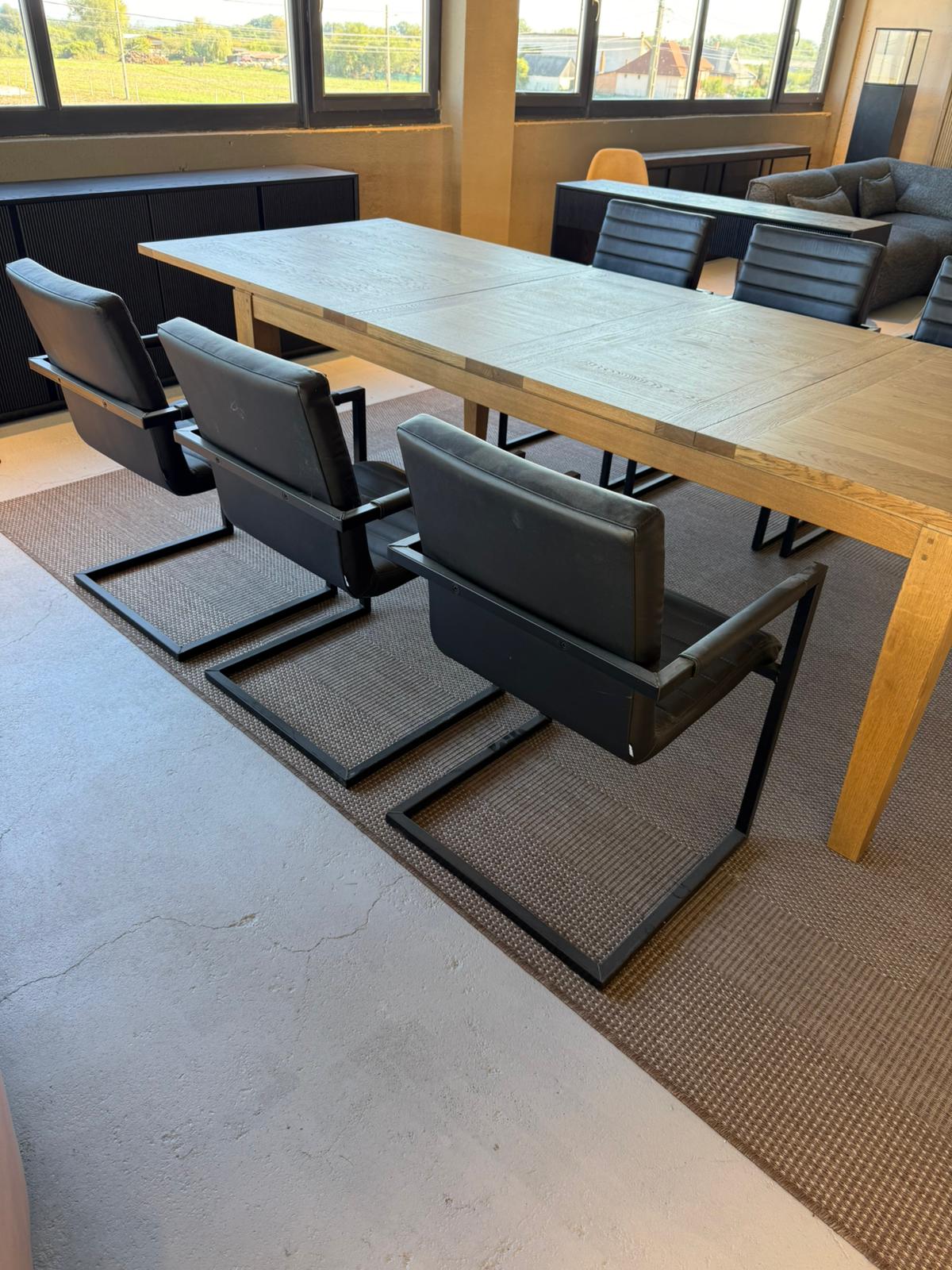 Masa dining extensibila - pe stoc - eScaun.ro