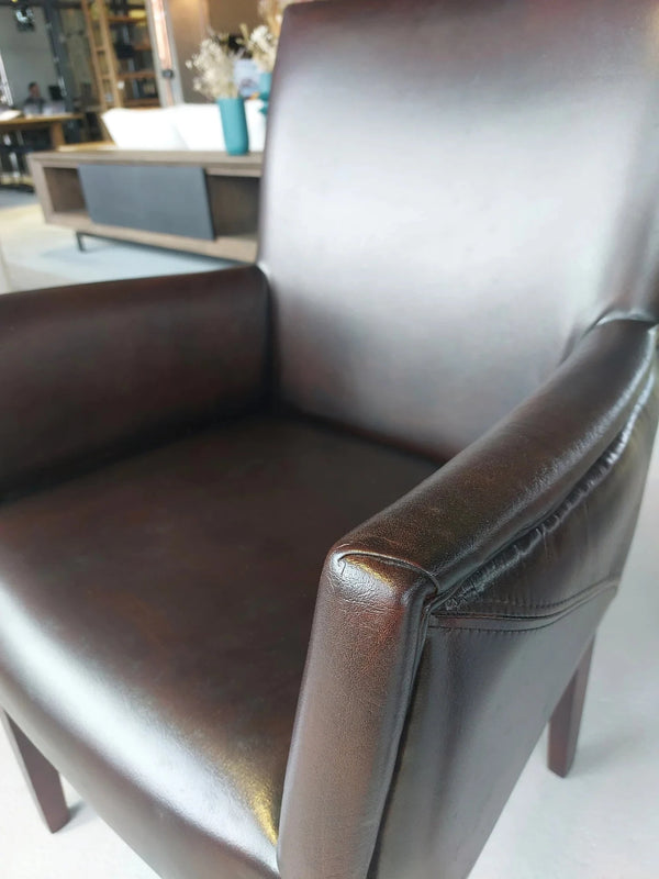 Scaun Cubo – disponibil pe stoc - eScaun.ro