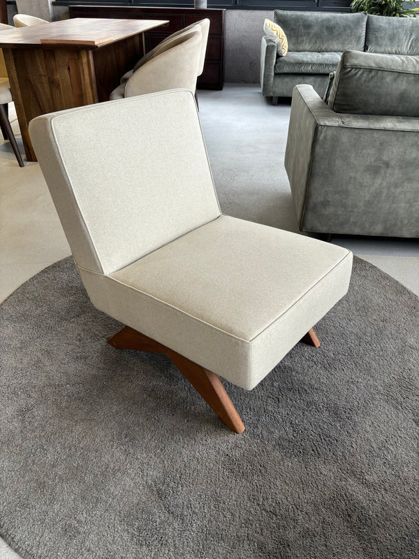 Scaun fotoliu Laurel - disponibil pe stoc - eScaun.ro