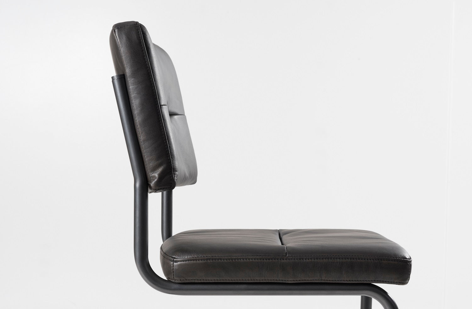 Scaun retro confortabil | model RALU - eScaun.ro